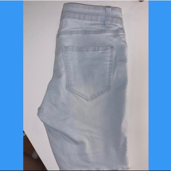 Urban Planet *Reworked shorts* - Picture 3 of 4